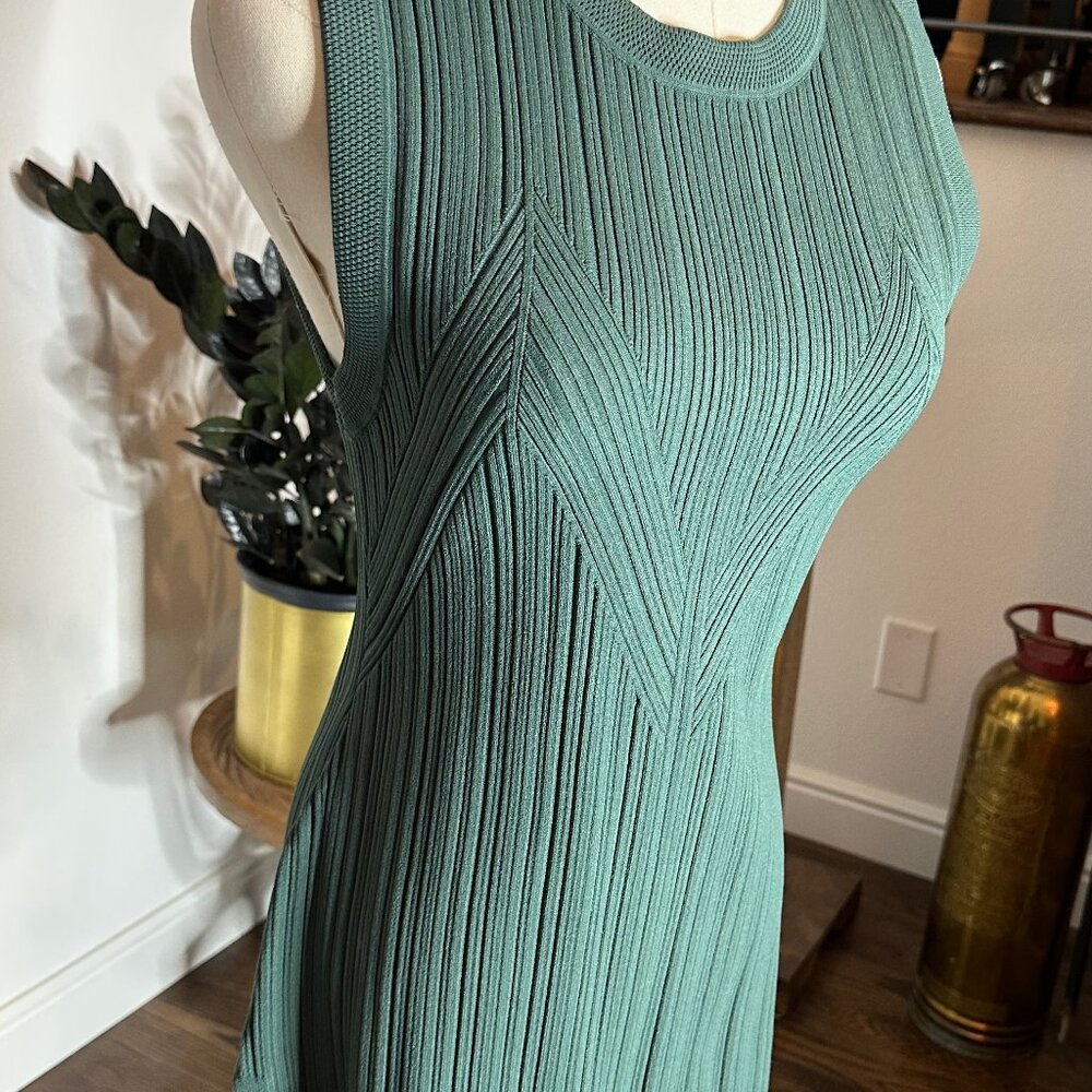 Veronica Beard Rib-Knit Sleeveless Sweater Bodycon Dress Size Medium Sage Green